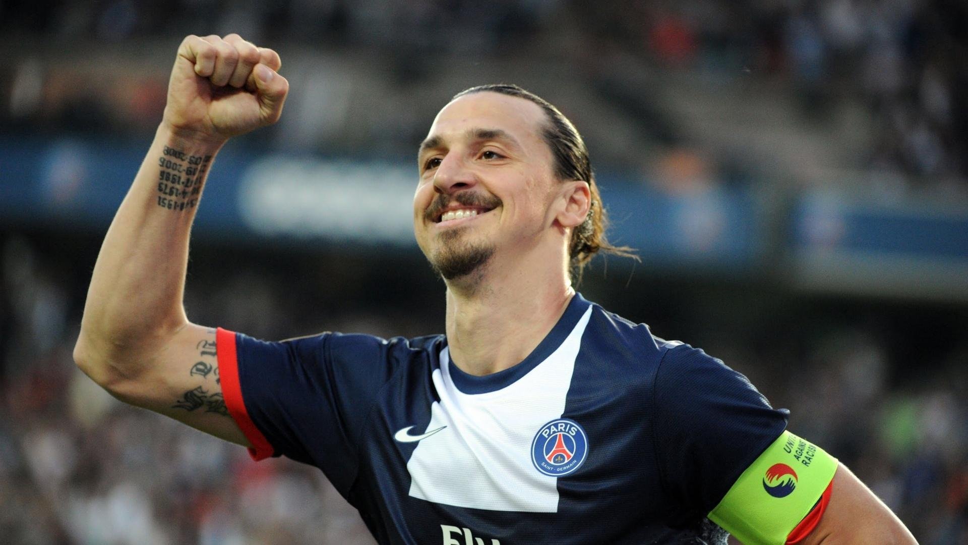 FaZe推出LOL虚拟形象互动产品，英雄联盟虚拟女团mv